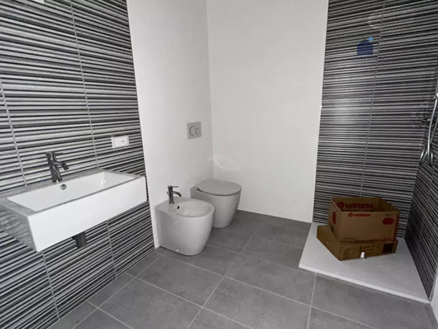 Immagine 16 di Appartamento in vendita  in Vicolo dell'Interdetto a Desenzano Del Garda