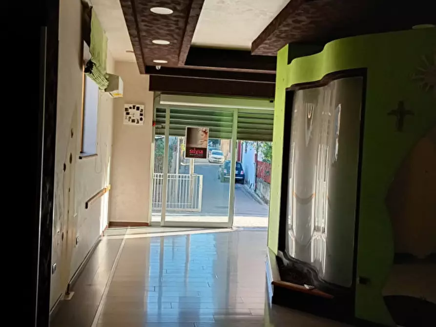 Immagine 7 di Negozio in affitto  in Via Dottor D. Di Lucia, 4 a Albanella