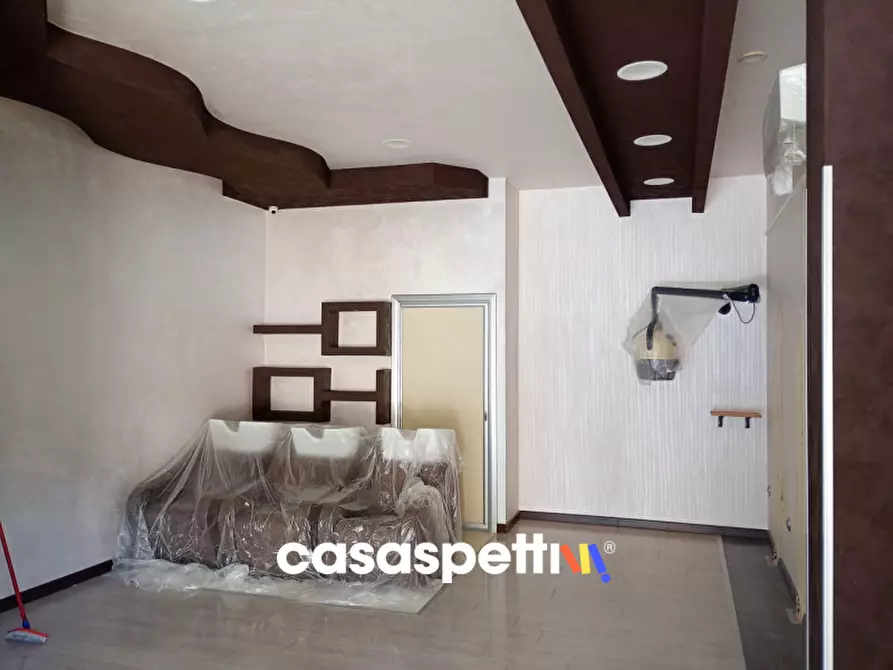 Immagine 8 di Negozio in affitto  in Via Dottor D. Di Lucia, 4 a Albanella