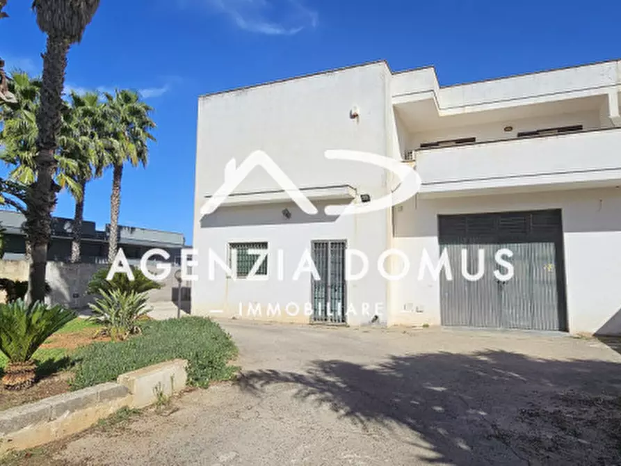 Immagine 7 di Laboratorio in vendita  in Via Thomas Edison 32 a Taviano