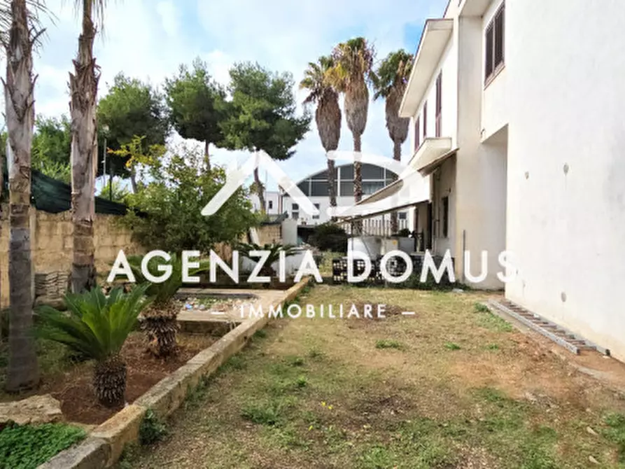 Immagine 9 di Laboratorio in vendita  in Via Thomas Edison 32 a Taviano