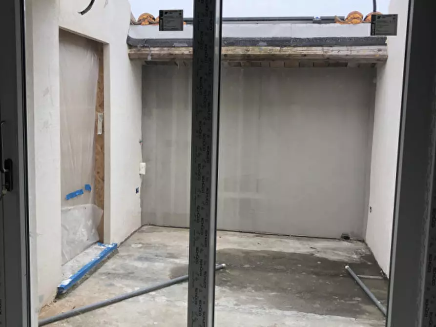 Immagine 12 di Loft/Open space in vendita  in Via Elio Bragaglia a Bologna