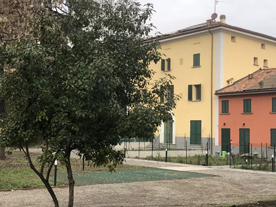 Immagine 16 di Loft/Open space in vendita  in Via Elio Bragaglia a Bologna