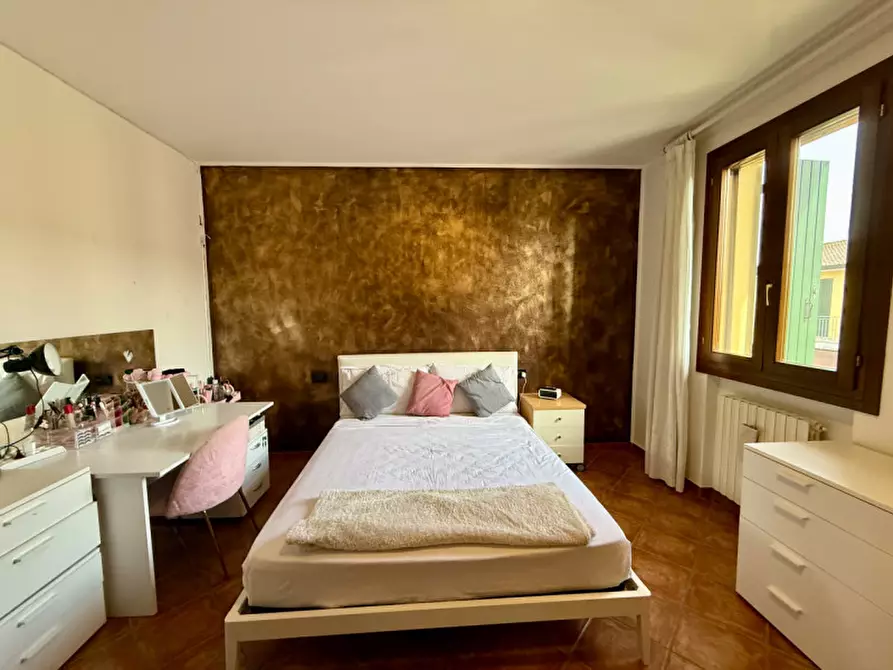 Immagine 7 di Casa trifamiliare in vendita  in Via Castagna a Casale Di Scodosia