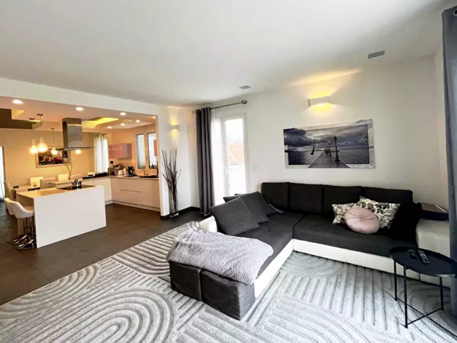 Immagine 2 di Appartamento in vendita  in Viale Mogadiscio a Riccione