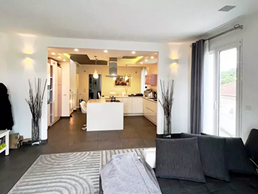 Immagine 12 di Appartamento in vendita  in Viale Mogadiscio a Riccione