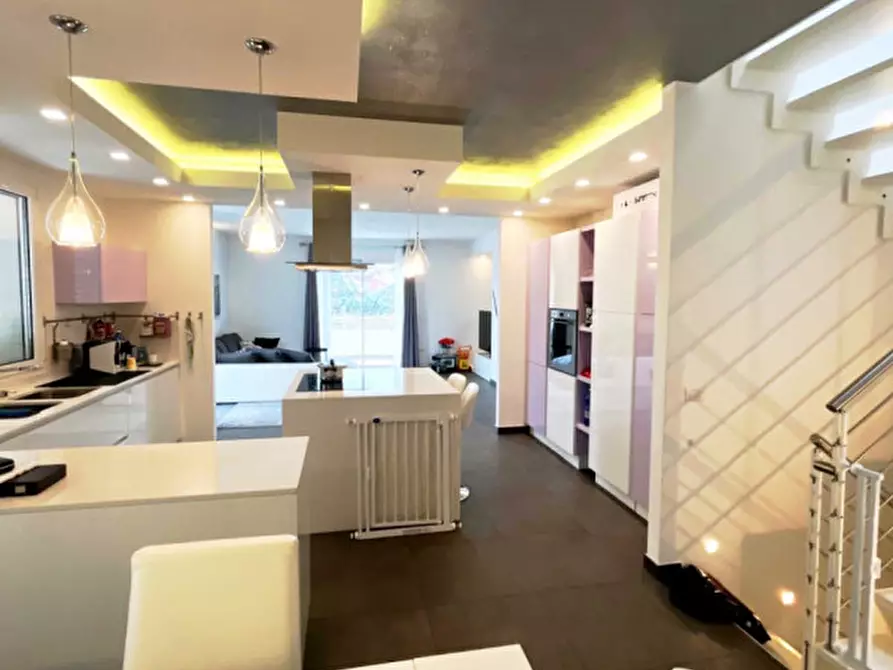 Immagine 14 di Appartamento in vendita  in Viale Mogadiscio a Riccione