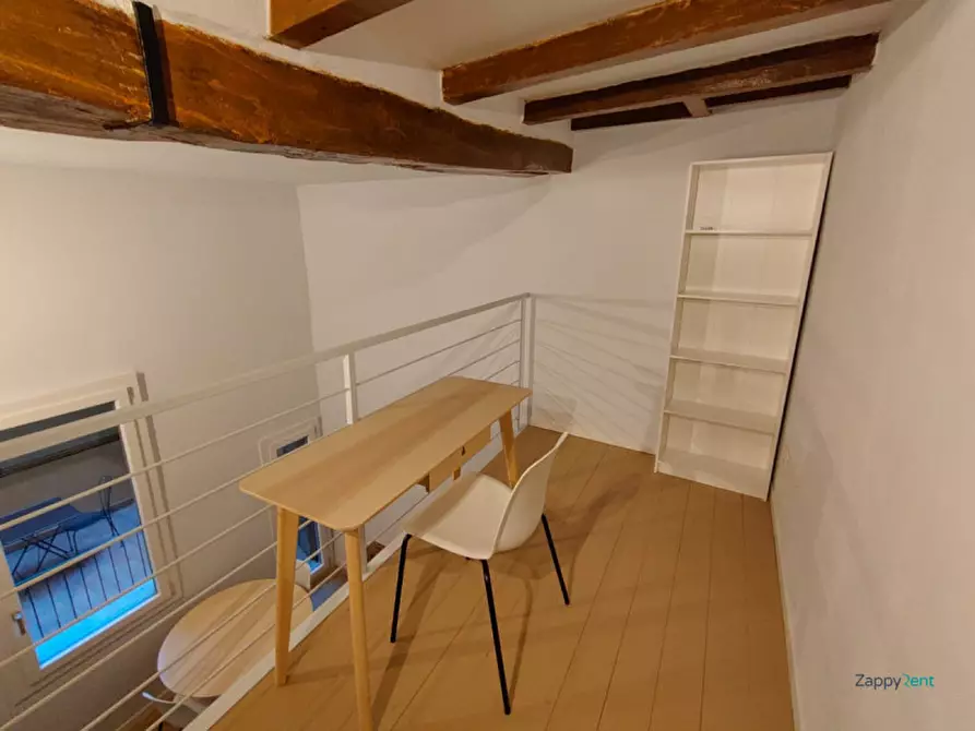 Immagine 2 di Appartamento in affitto  in Via Broccaindosso a Bologna