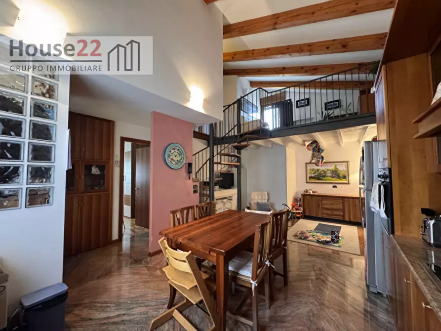 Immagine 3 di Palazzo in vendita  in via Caprera 26 a Dueville