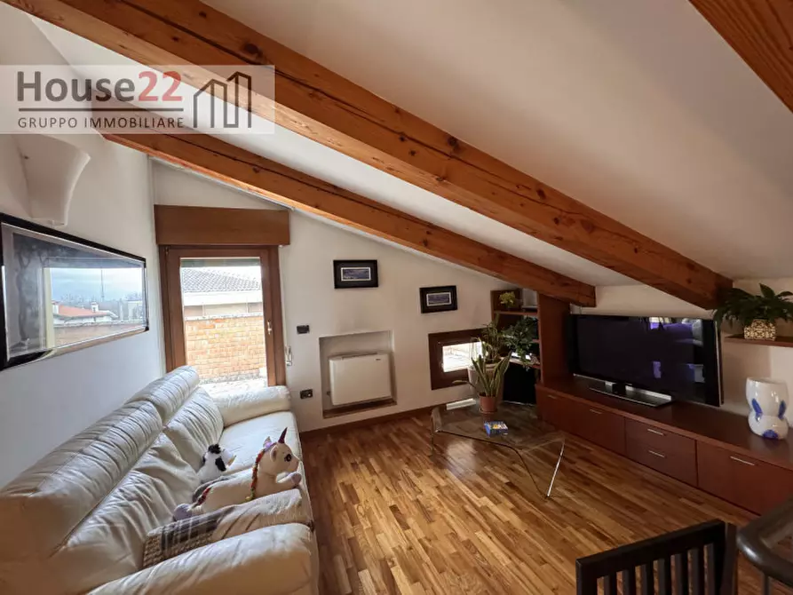 Immagine 6 di Palazzo in vendita  in via Caprera 26 a Dueville