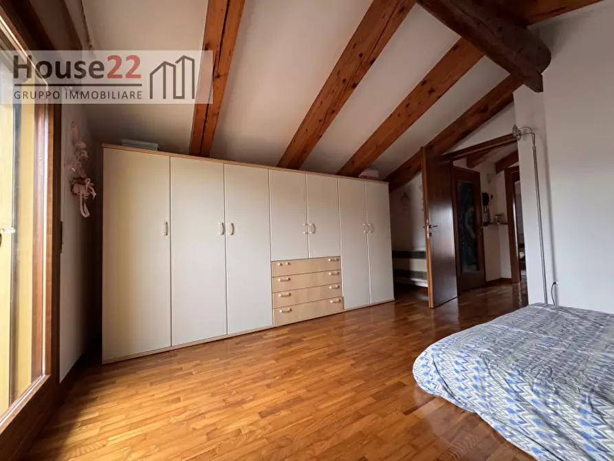 Immagine 9 di Palazzo in vendita  in via Caprera 26 a Dueville