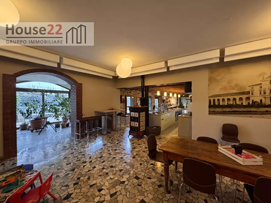 Immagine 12 di Palazzo in vendita  in via Caprera 26 a Dueville