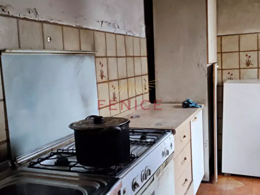 Immagine 12 di Casa indipendente in vendita  in Via Calpena a Conegliano