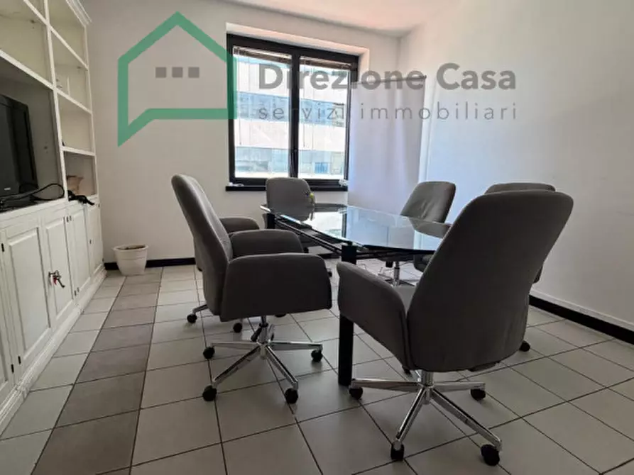 Immagine 1 di Ufficio in vendita  in CENTRO DIREZIONALE a Napoli