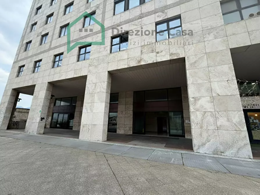 Immagine 2 di Ufficio in vendita  in CENTRO DIREZIONALE a Napoli