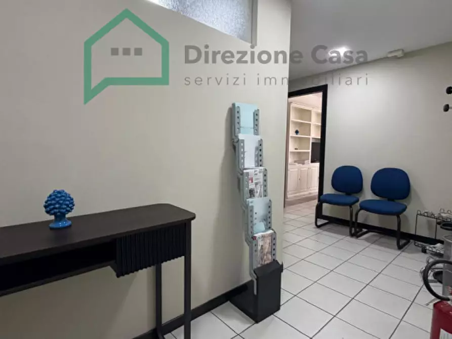 Immagine 2 di Ufficio in vendita  in CENTRO DIREZIONALE a Napoli
