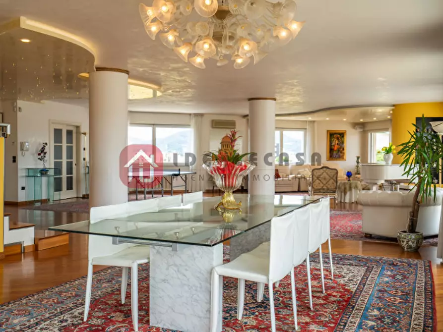 Immagine 7 di Attico in vendita  in Via Cristoforo Colombo a Abano Terme