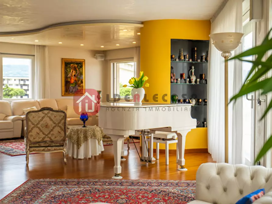 Immagine 12 di Attico in vendita  in Via Cristoforo Colombo a Abano Terme