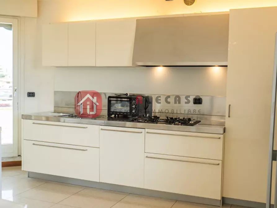 Immagine 18 di Attico in vendita  in Via Cristoforo Colombo a Abano Terme