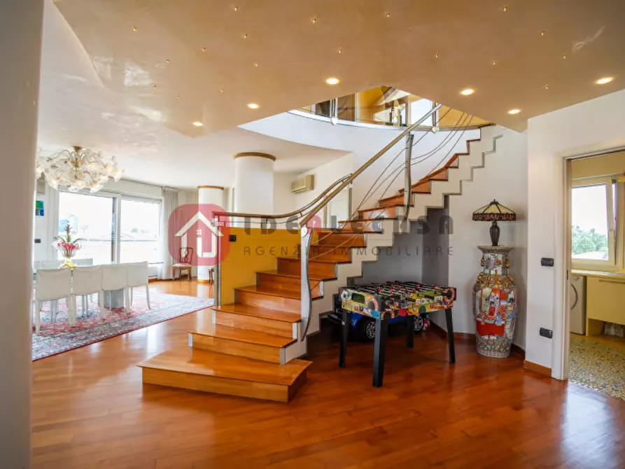 Immagine 22 di Attico in vendita  in Via Cristoforo Colombo a Abano Terme