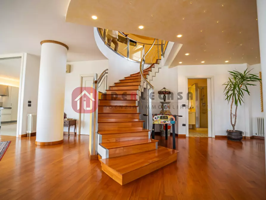 Immagine 23 di Attico in vendita  in Via Cristoforo Colombo a Abano Terme