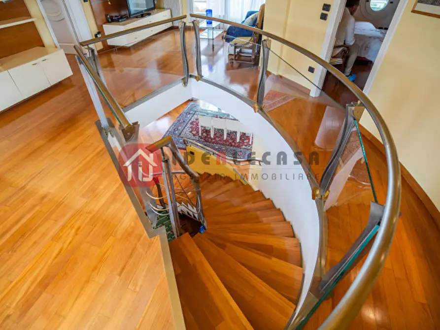 Immagine 26 di Attico in vendita  in Via Cristoforo Colombo a Abano Terme