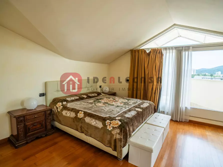 Immagine 30 di Attico in vendita  in Via Cristoforo Colombo a Abano Terme