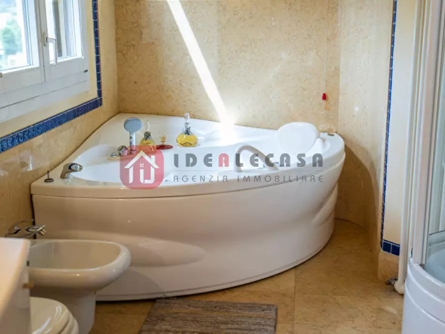 Immagine 53 di Attico in vendita  in Via Cristoforo Colombo a Abano Terme