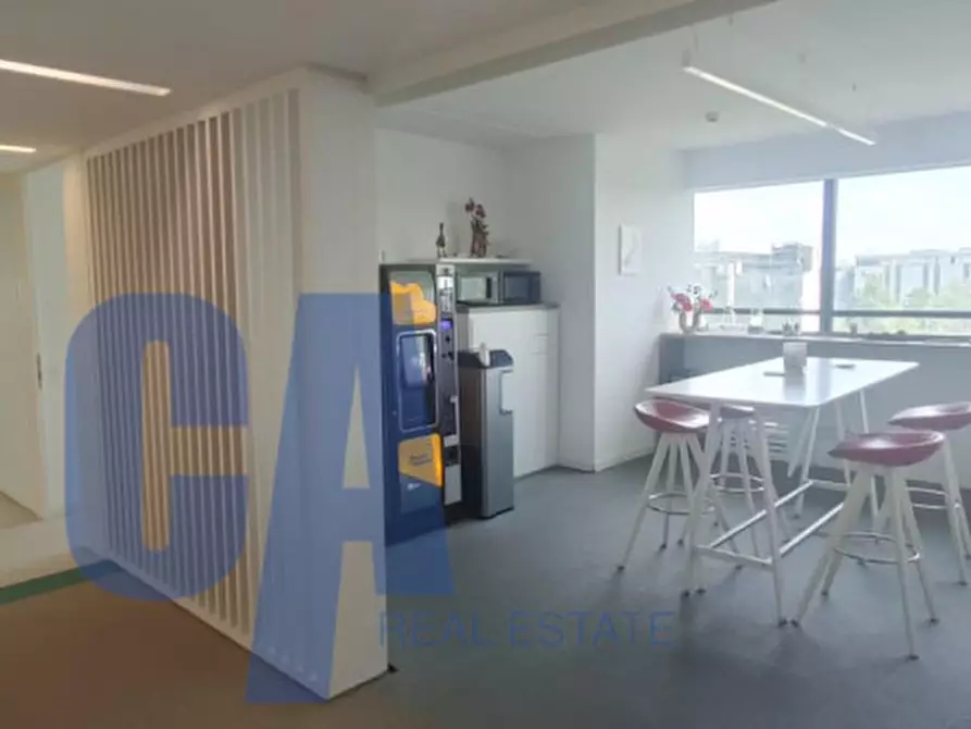 Immagine 8 di Ufficio in affitto  in STRADA MILANO FIORI a Assago