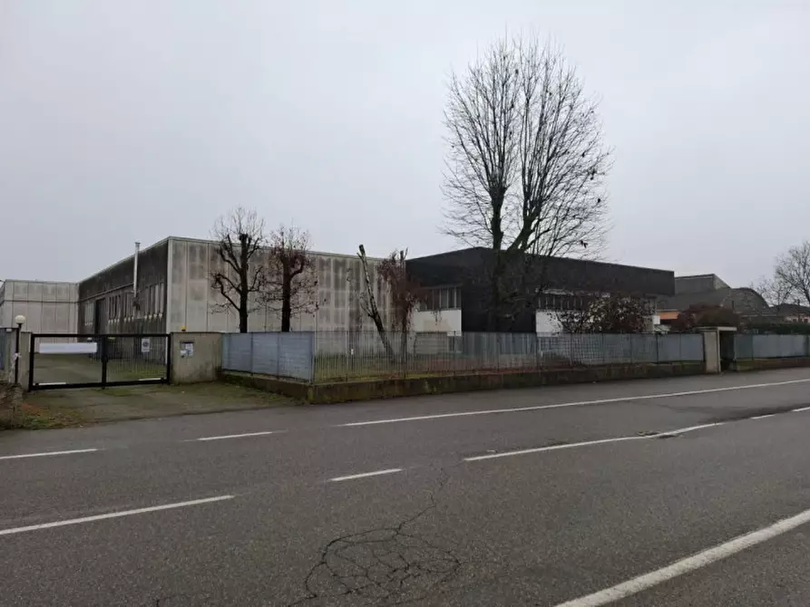 Immagine 1 di Capannone industriale in vendita  in Via Montebello, 70, 27029 Vigevano PV, Italia a Vigevano