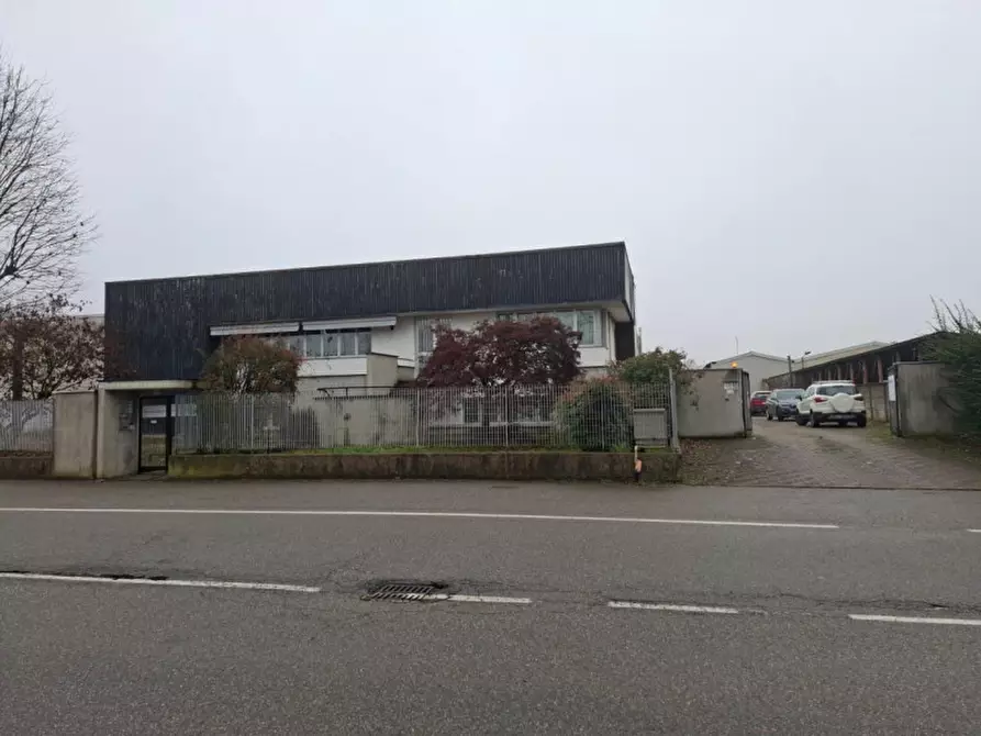 Immagine 2 di Capannone industriale in vendita  in Via Montebello, 70, 27029 Vigevano PV, Italia a Vigevano