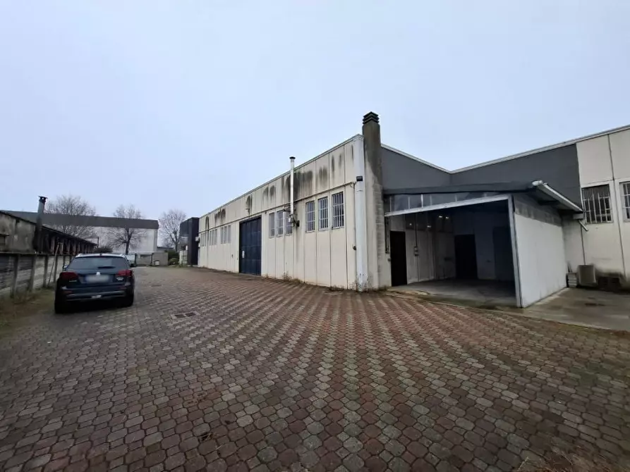 Immagine 3 di Capannone industriale in vendita  in Via Montebello, 70, 27029 Vigevano PV, Italia a Vigevano