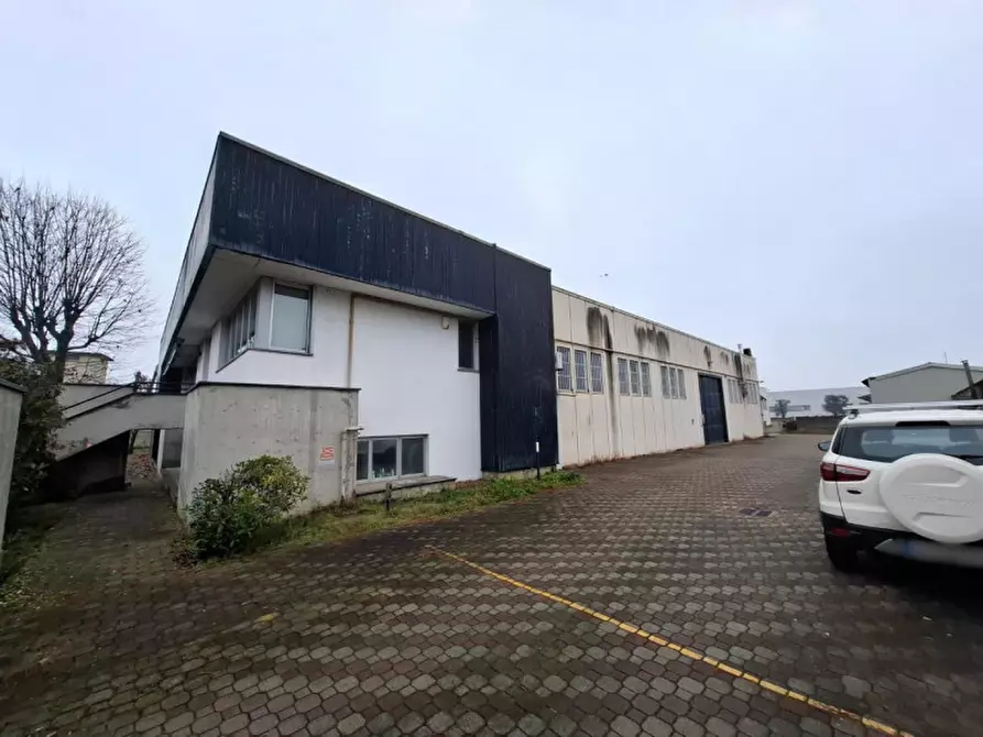 Immagine 4 di Capannone industriale in vendita  in Via Montebello, 70, 27029 Vigevano PV, Italia a Vigevano