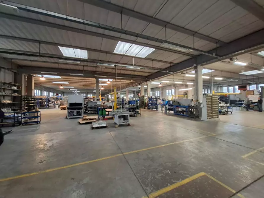 Immagine 9 di Capannone industriale in vendita  in Via Montebello, 70, 27029 Vigevano PV, Italia a Vigevano