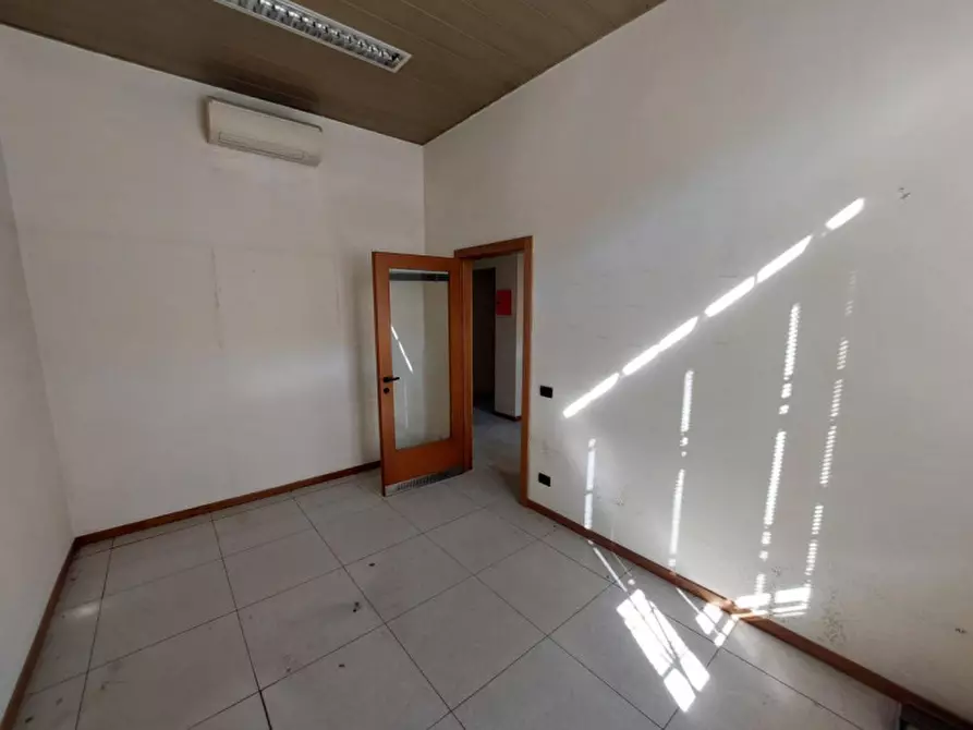 Immagine 9 di Negozio in vendita  in Via Antonio Gramsci, 27024 Cilavegna PV, Italia a Cilavegna