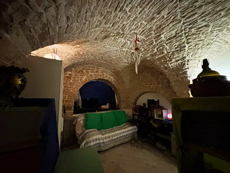 Immagine 2 di Casa indipendente in vendita  in via Umberto a Alberobello