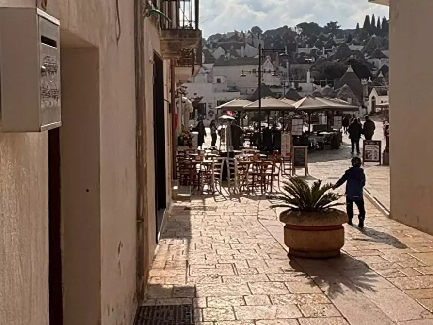 Immagine 9 di Casa indipendente in vendita  in via Umberto a Alberobello