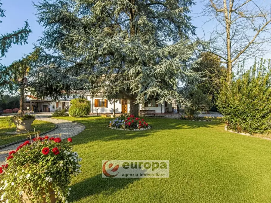 Immagine 3 di Casa indipendente in vendita  in Strada Postumia a Vicenza