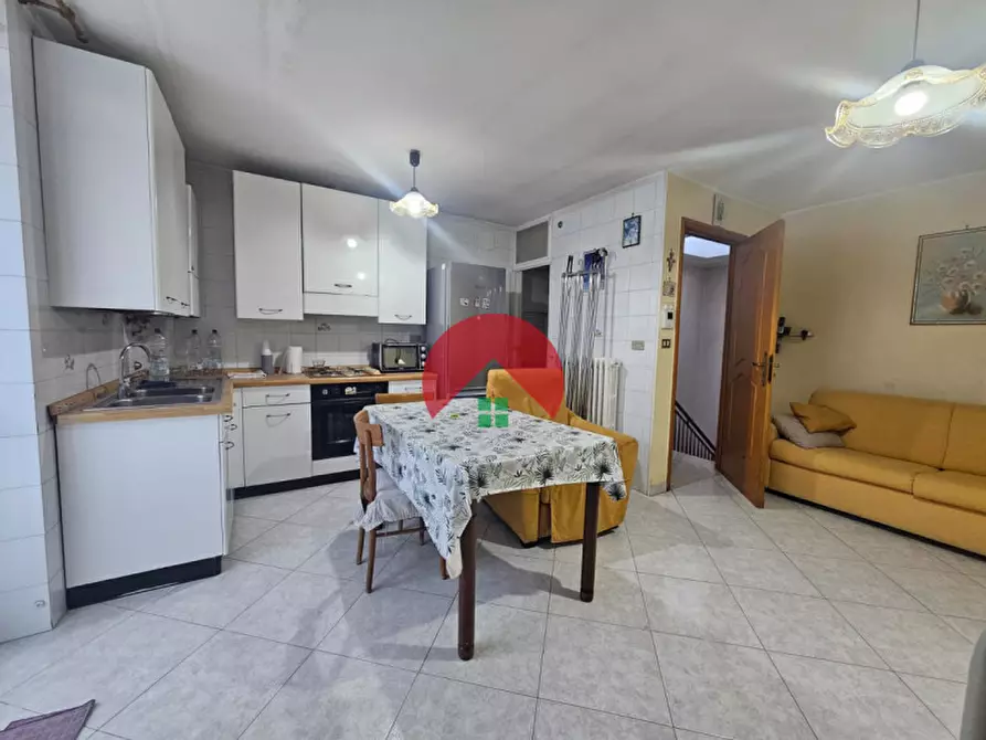 Immagine 6 di Villetta a schiera in vendita  in Via Cipro a Altamura