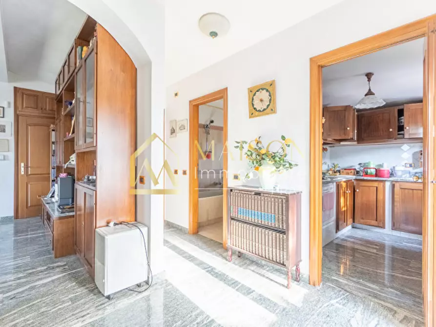 Immagine 18 di Villa in vendita  in Viale Francesco Petrarca a Zagarolo