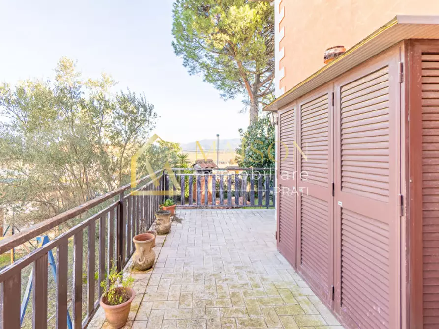 Immagine 43 di Villa in vendita  in Viale Francesco Petrarca a Zagarolo