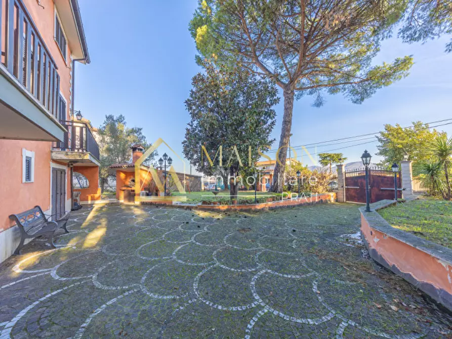 Immagine 51 di Villa in vendita  in Viale Francesco Petrarca a Zagarolo