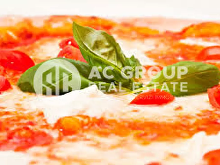 Immagine 1 di Attività commerciale in vendita  in Via Drizza a Solaro