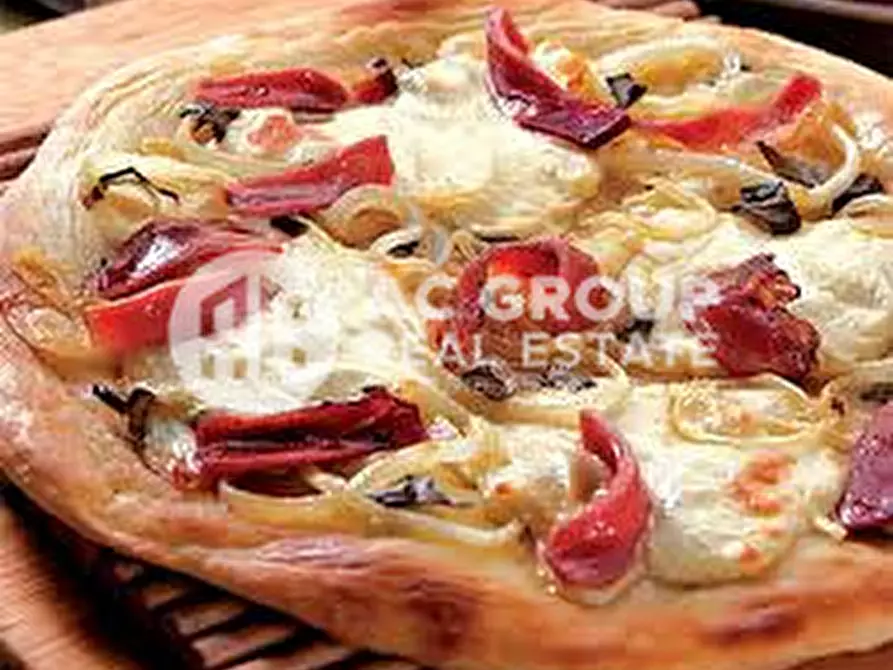 Immagine 4 di Attività commerciale in vendita  in Via Drizza a Solaro