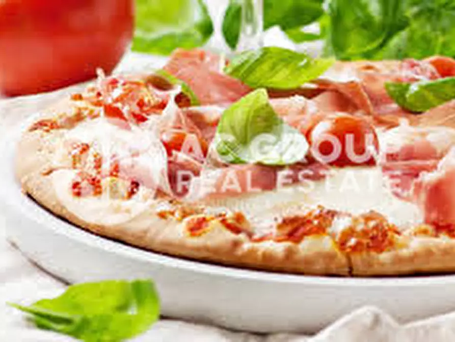 Immagine 5 di Attività commerciale in vendita  in Via Drizza a Solaro