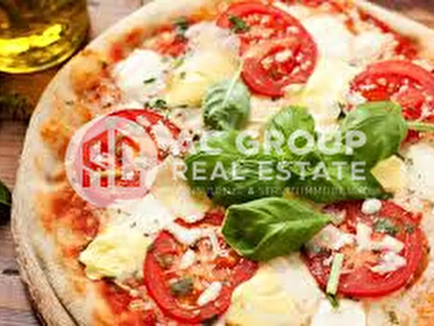 Immagine 6 di Attività commerciale in vendita  in Via Drizza a Solaro