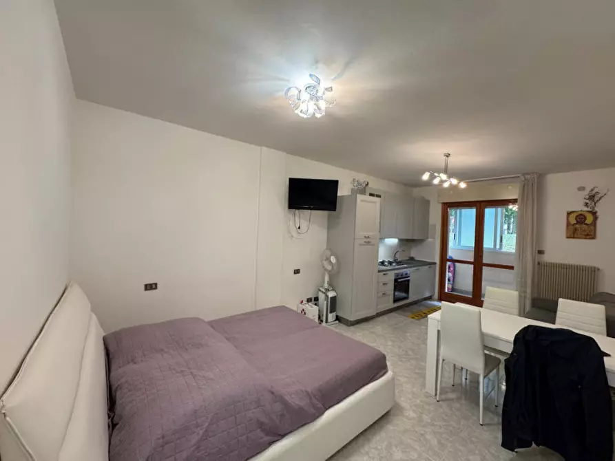 Immagine 3 di Appartamento in vendita  in Piazza Marco Polo 8 a Caorle