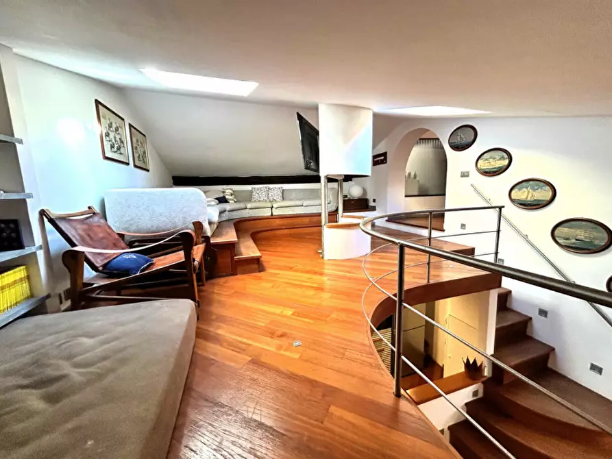 Immagine 12 di Attico in vendita  in Via Giuseppe Garibaldi a Camogli