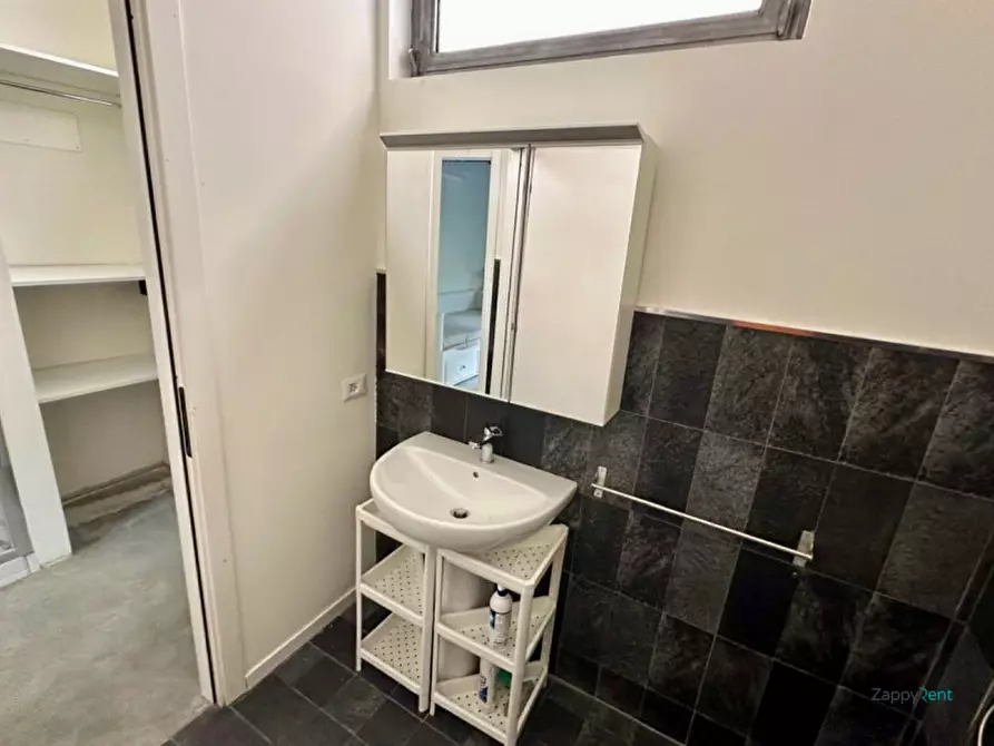 Immagine 12 di Appartamento in affitto  in Via Comune Antico, 51 a Milano