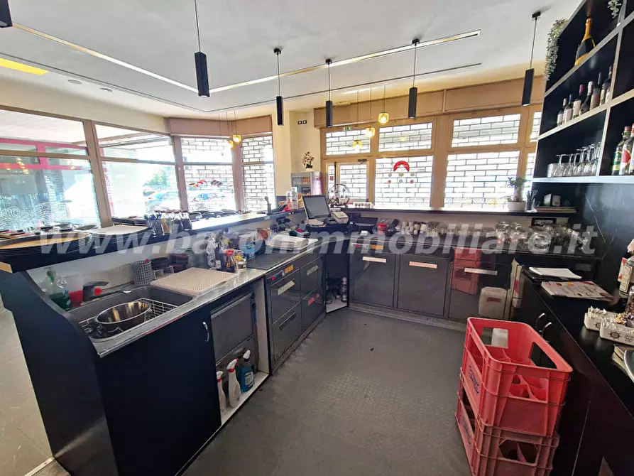 Immagine 8 di Attività commerciale in vendita  in Via Delle Querce,1 a Anzola Dell'emilia